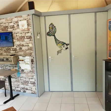 Iglo 13 Holiday home *